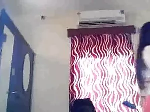 3 बहुत सुंदर लड़किया ...