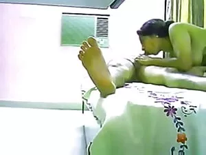 इमोशन बाजो हिंदी में ...