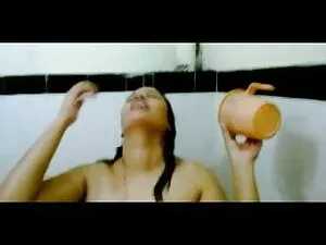 लूना बनाम मारेक ब्लू ...