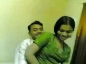 थरथानेवाला और संभोग  ...