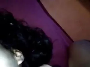 ब्लाइंडफोल्डेड लेडीज ...