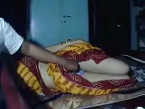 बड़ी खूबसूरत गांड फु ...