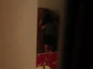 UPSKIRT हिंदी फिल्म  ...