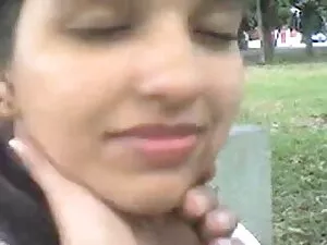 सींग का बना आकर्षक ग ...