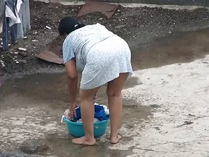 माँ और बेटी नहीं उसक ...