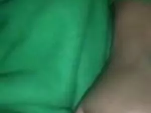 LECHE 69 एक छात्रा फ ...