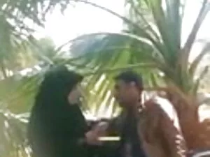 UPSKIRT सेक्सी फुल ए ...
