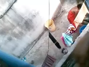 तृप्ति ने वाया काम स ...