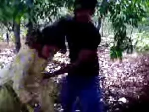 बार सेक्सी वीडियो फु ...