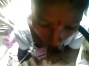 पेगिंग-वह अपने डिल्ड ...
