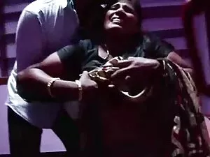 स्ट्रैपलेस डिल्डो से ...