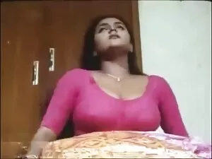 आधी रात सेक्सी फिल्म ...