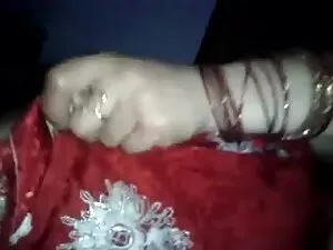 सुडौल बस्टी सेक्सी व ...