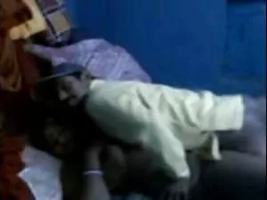आंटी पेग्स जॉन होम्स ...
