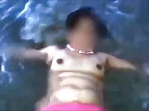 टपकता क्रीमपाइ सेक्स ...